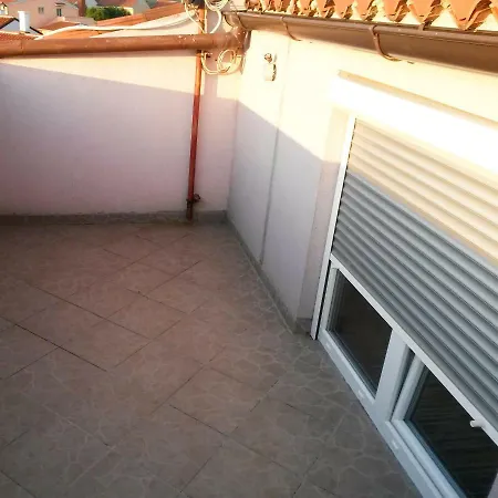 Zufic * Štinjan